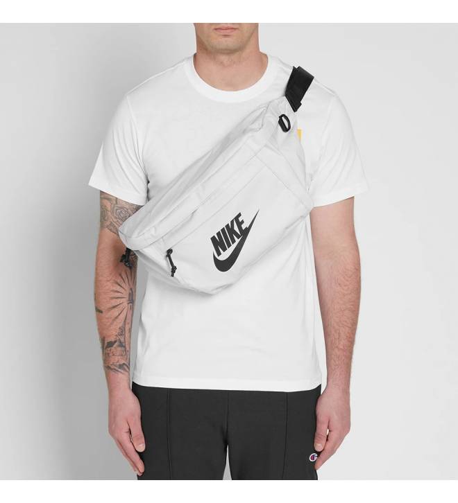 Nike Tech Hip Pack 10L BA5751-072 Nike Tech Hip Pack 10L BA5751-072